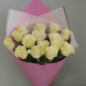 Белые розы в фоамиране