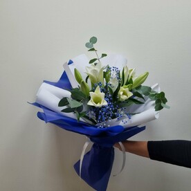 Букет из лилий