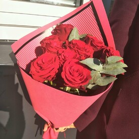 Красные розы