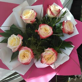 Букет шикарных роз