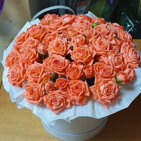 Коробка из кустовой розы «Барбадос»