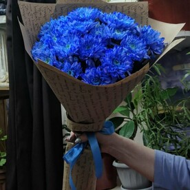 Букет синих кустовых хризантем Балтика 5 шт