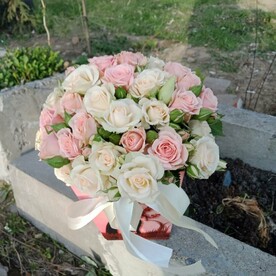 Коробка «Ассоль» с кустовой розой