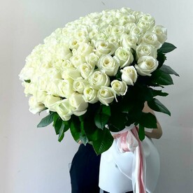 VIP букет из 101 белой розы