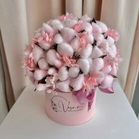 Сухоцветы и стабилизированные цветы в коробке розовый 🌸 (размер S)