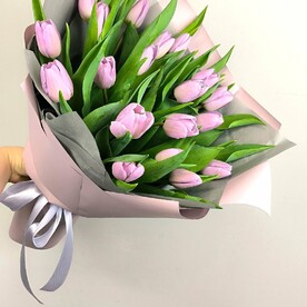 Букет 21 тюльпан