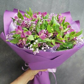 Пелагея (Альстромерия и гипсофила)