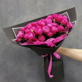 Нежная строгость 2💃🏻 (9 пионовидных роз Misty Bubbles)