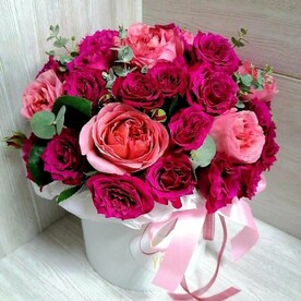 Cream бокс с розами Pink O Hara и пионовидными кустовыми розами