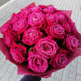 19 роз Premium