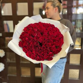 Букет из 101 розы Кении
