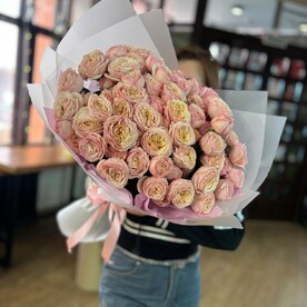 Монобукет «Апельсинка» с кустовыми розами