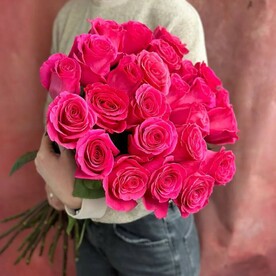 25 элитных эквадорских роз 60см
