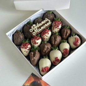 Клубничный набор «для мамочки»