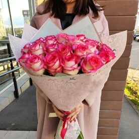 29 роз сорта "Джумилия" , 60 см