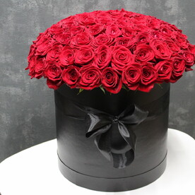 Розы в коробке