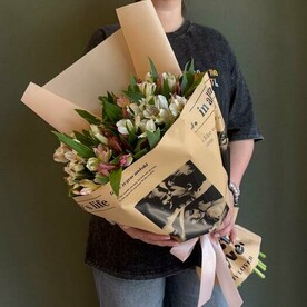 Альстромерии микс