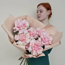 Букет французских розовых роз