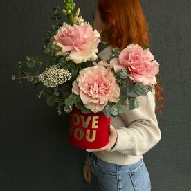 Коробка нежных французских роз