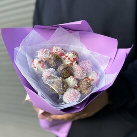 Букетик из клубники в шоколаде