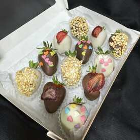 Набор из 12 клубник в шоколаде