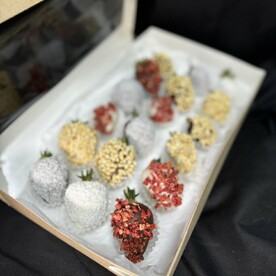 Набор из 18 клубник в шоколаде