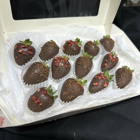 Набор из 13 клубник в шоколаде