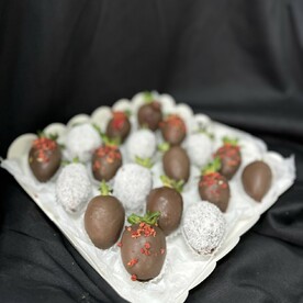 Набор из 18 клубник в шоколаде
