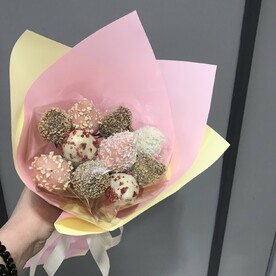 Клубничный букет