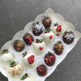 Набор из 15 клубничек