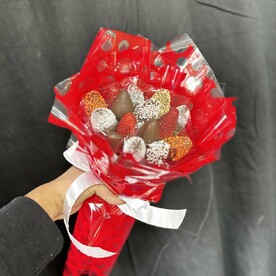 Букет из 17 клубничек