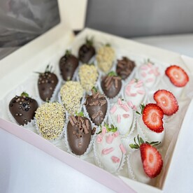 Набор из 20 клубник