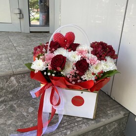 Цветочная сумочка «Любимой жене»