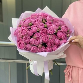 Букет из пионовидных роз