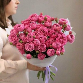 Букет пионовидных роз