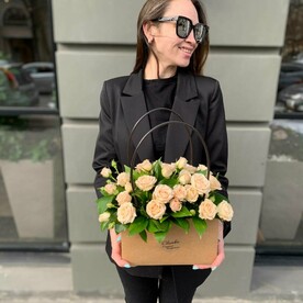 Сумка с розой Яной