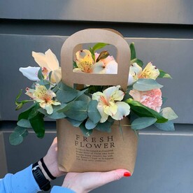 Сумочка с орхидеей