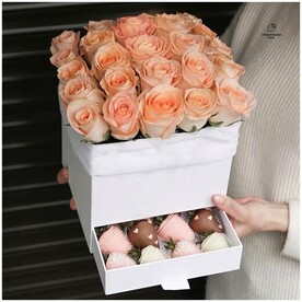 Шкатулка из клубники в шоколаде «Дзонколан»