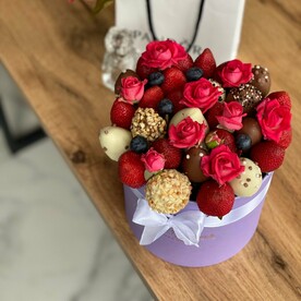 Клубничная коробка «Кастор» M