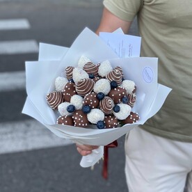 Букет из клубники в шоколаде «Гранде»