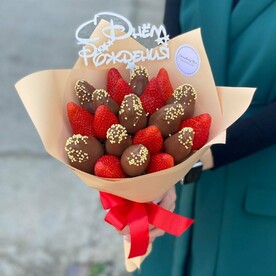 Букет из клубники в шоколаде «Меццола»