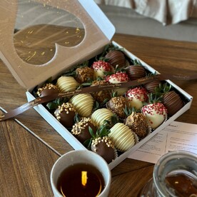 Набор из Клубники в Шоколаде «Альвиано»