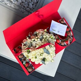 Клубничная коробка «Ортлер»