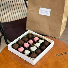 Набор из Клубники в Шоколаде «Пиетра»