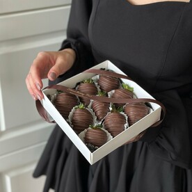 Набор из Клубники в Шоколаде «Турин» XS