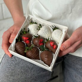 Набор из Клубники в Шоколаде «Виверон»