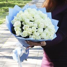Букет белых роз