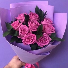 Букет розовых роз