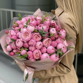 Пионовидная Роза