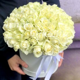 Розы в коробке